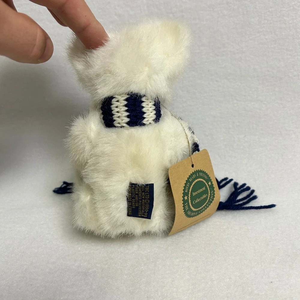 Collectable Boyds Bears & Friends  Small White‎ Polar Bear Scarf Mittens
